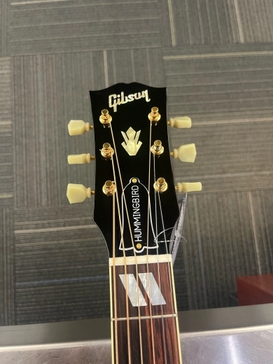 Gibson Hummingbird 4